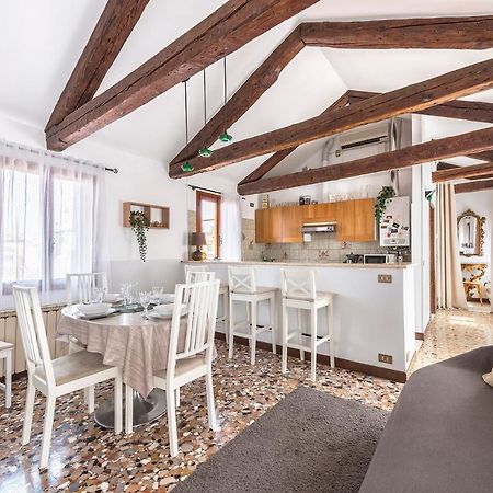 Colombina Like At Home 3 Bedrooms Fully Equipped Air Conditioned Venedik Dış mekan fotoğraf