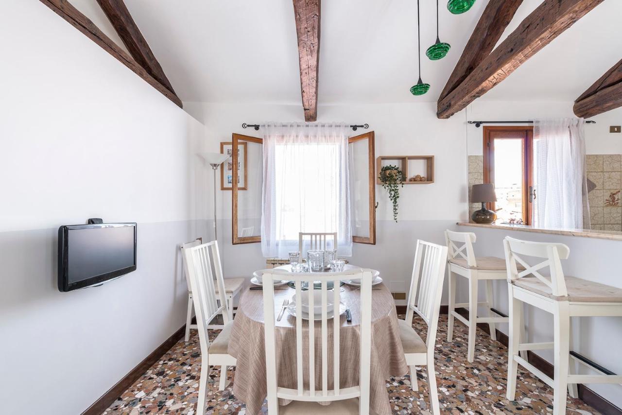 Colombina Like At Home 3 Bedrooms Fully Equipped Air Conditioned Venedik Dış mekan fotoğraf