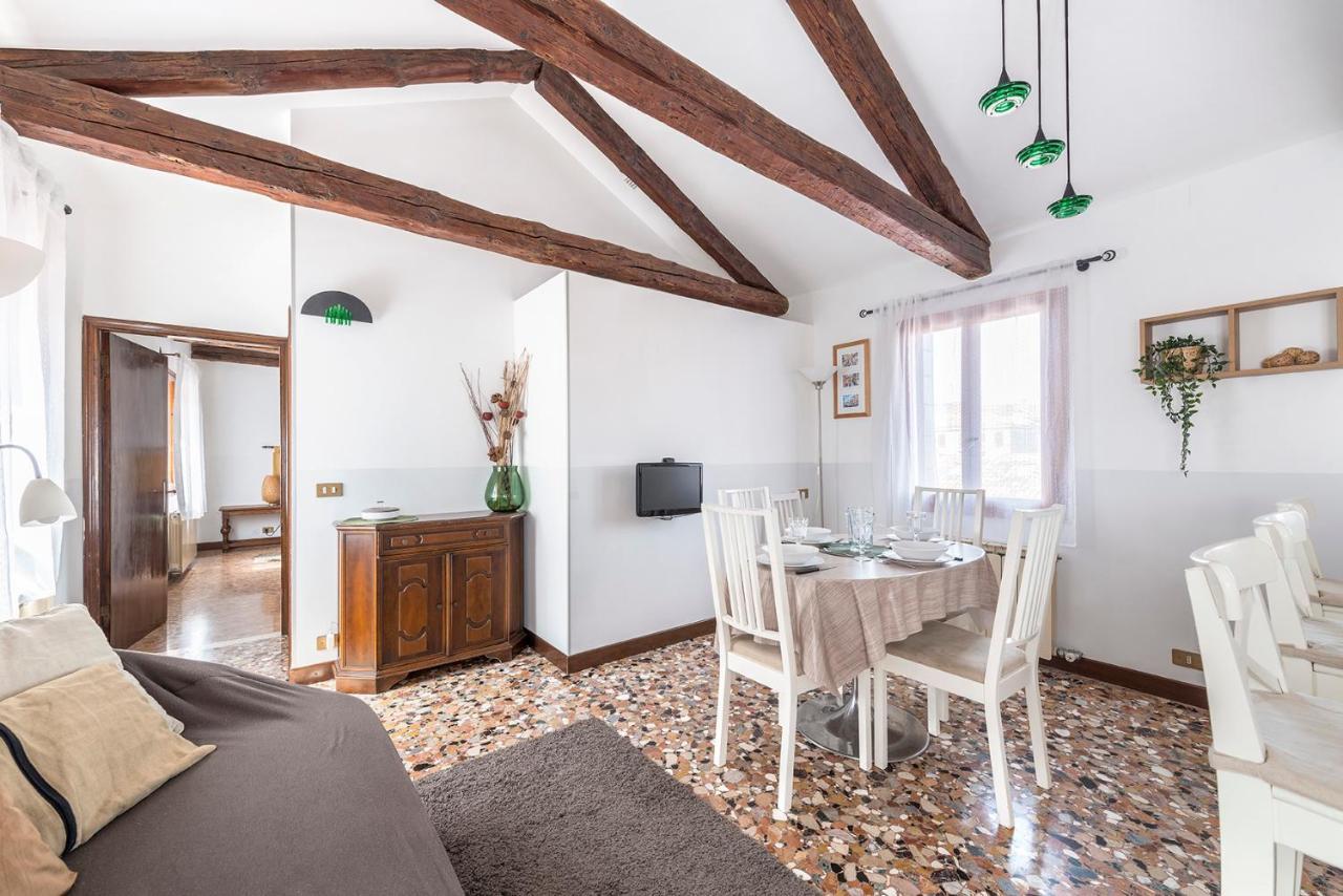 Colombina Like At Home 3 Bedrooms Fully Equipped Air Conditioned Venedik Dış mekan fotoğraf