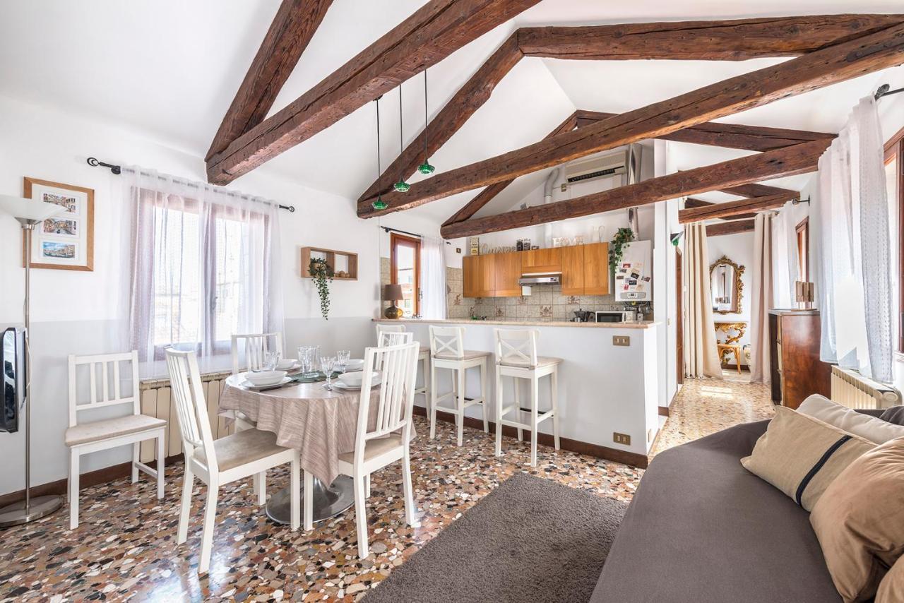 Colombina Like At Home 3 Bedrooms Fully Equipped Air Conditioned Venedik Dış mekan fotoğraf