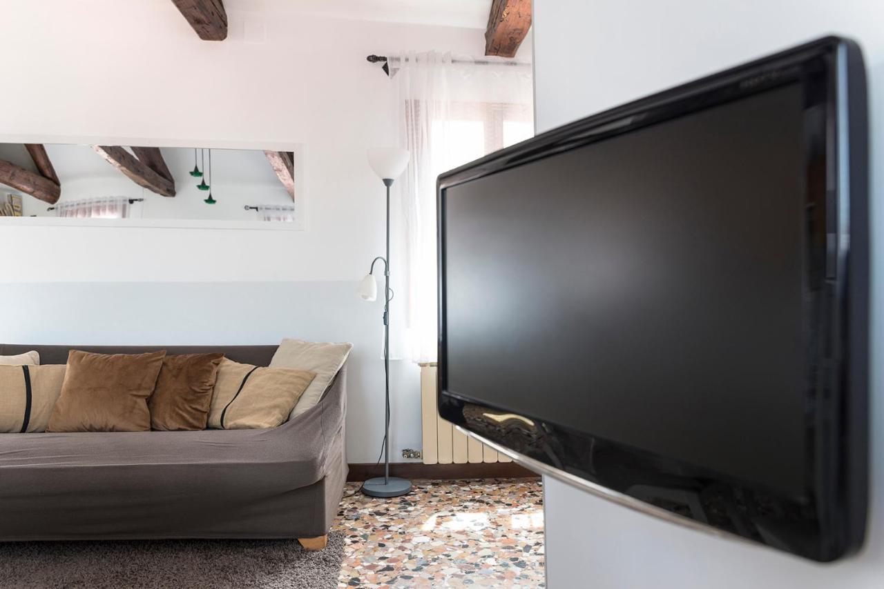 Colombina Like At Home 3 Bedrooms Fully Equipped Air Conditioned Venedik Dış mekan fotoğraf