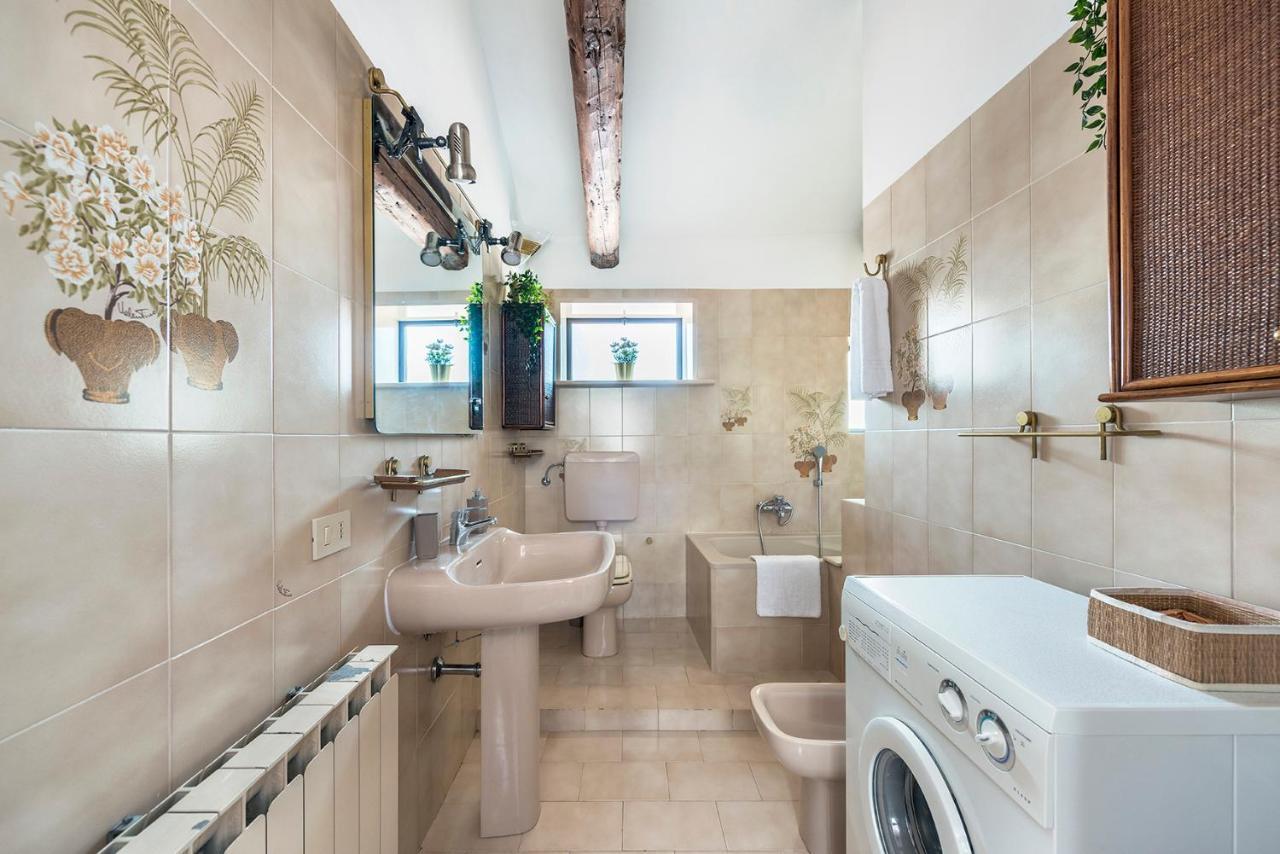 Colombina Like At Home 3 Bedrooms Fully Equipped Air Conditioned Venedik Dış mekan fotoğraf